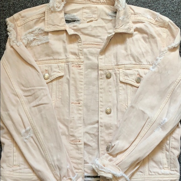 American eagle light pink jean jacket distressed - Picture 1 of 1